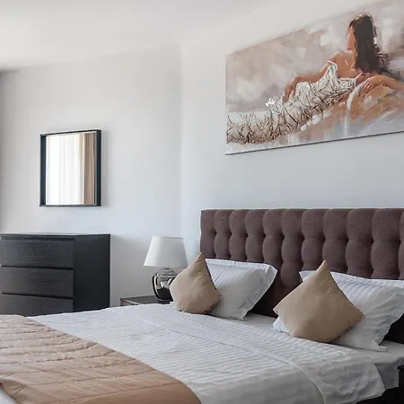 דירה Modern Family Apartment At Millennium 2 - Pool & Spa *