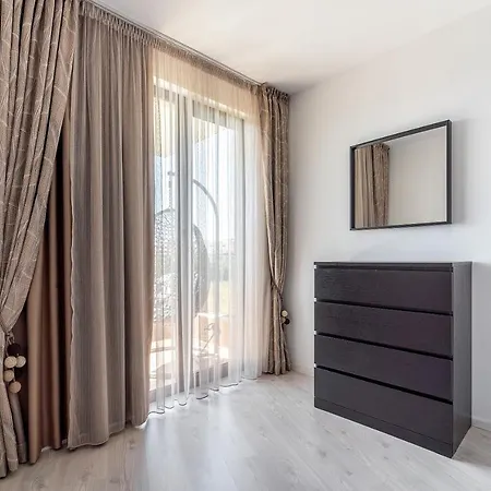 Modern Family Apartment At Millennium 2 - Pool & Spa *