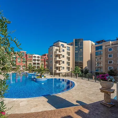 Modern Family Apartment At Millennium 2 - Pool & Spa 公寓 圣弗拉斯