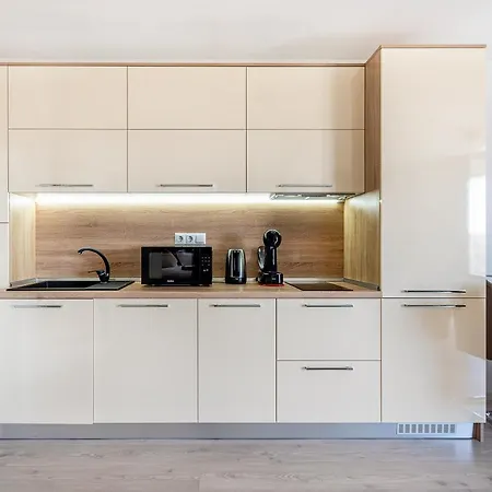 Modern Family Apartment At Millennium 2 - Pool & Spa * Sveti Vlas