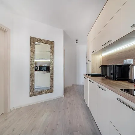 Modern Family Apartment At Millennium 2 - Pool & Spa * סבטי ולאס